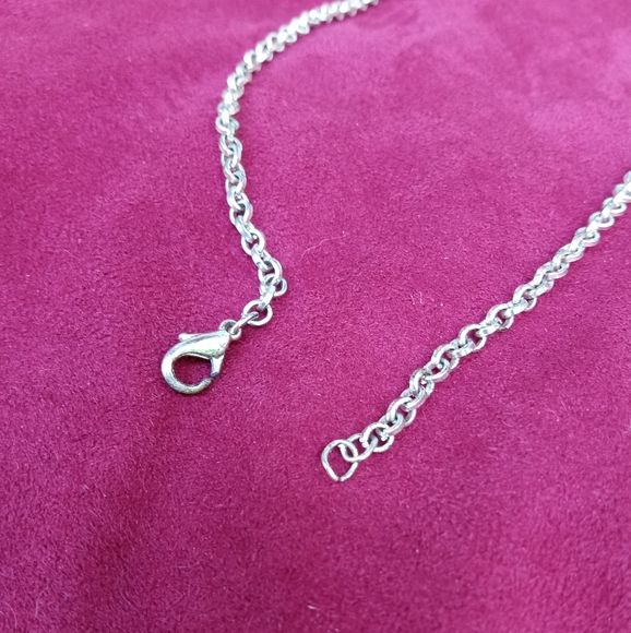 🎈3 for $10🎈Silvertone Hammered Discs Necklace - Picture 5 of 6